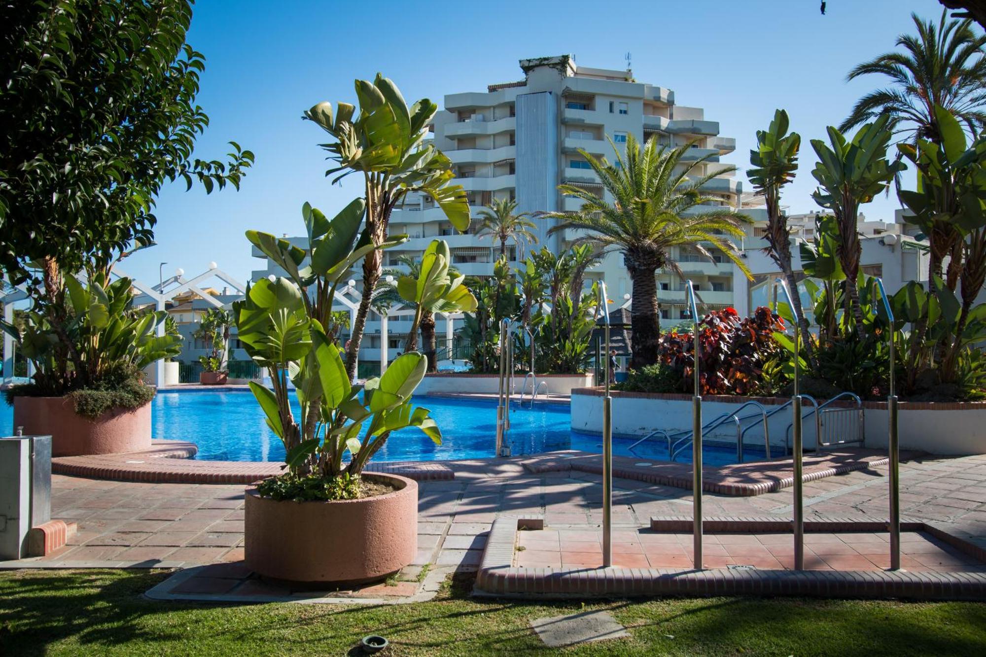 Holidays2Benal Beach Terraza Solarium Benalmádena Esterno foto